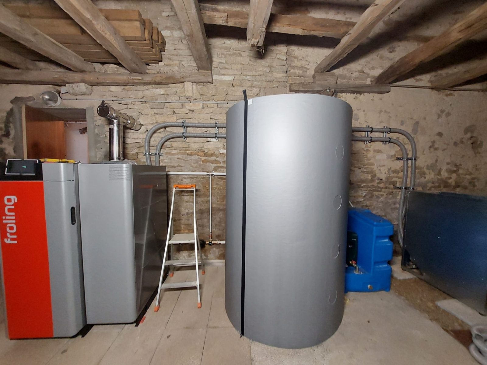Chauffagiste-Plombier depuis 50 ans : Tortochot, chantiers, dépannages, savoir-faire